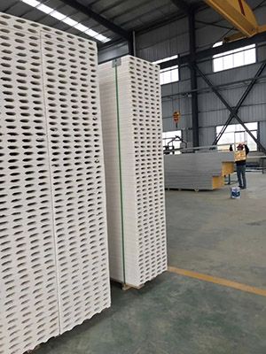 星熠出產中空凈化板